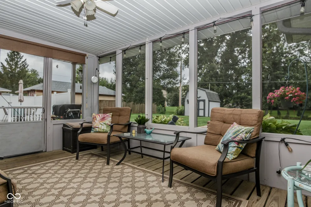 18 Fairfield Drive Brownsburg, IN 46112