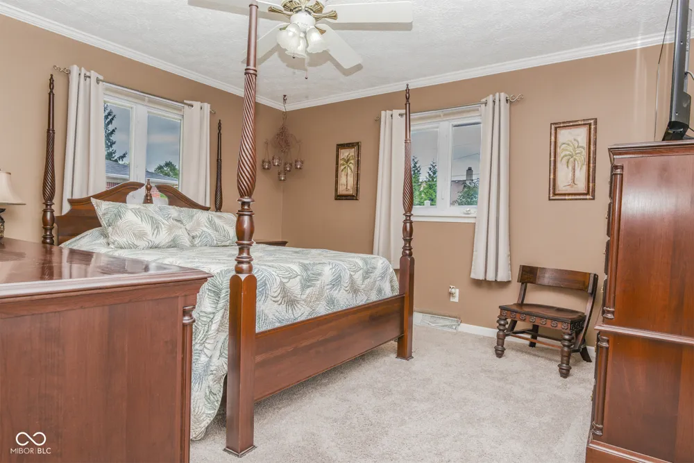 18 Fairfield Drive Brownsburg, IN 46112