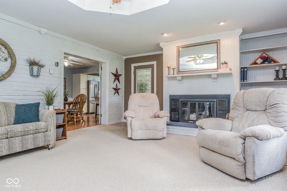 18 Fairfield Drive Brownsburg, IN 46112