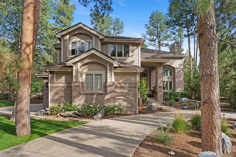 467 Lorraway Drive