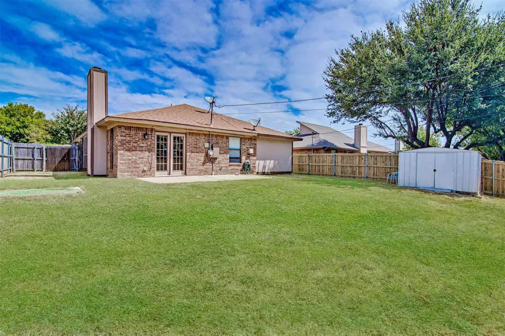 6508 Fairview Drive Watauga, TX 76148