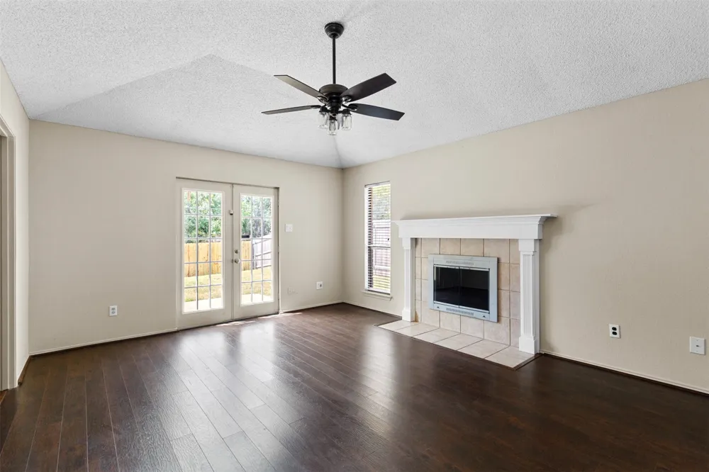 6508 Fairview Drive Watauga, TX 76148