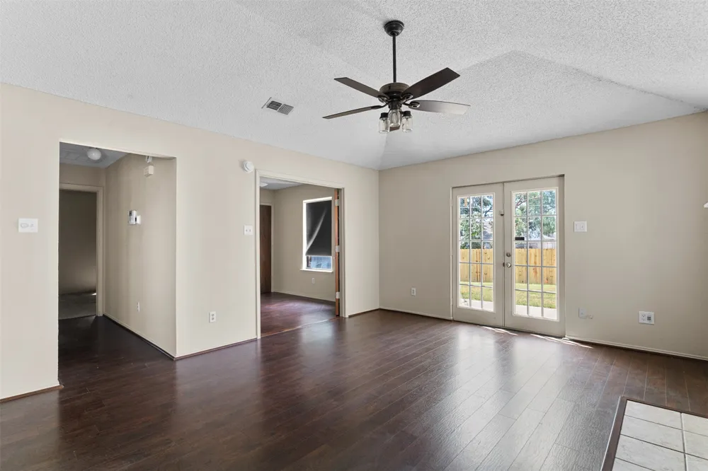 6508 Fairview Drive Watauga, TX 76148