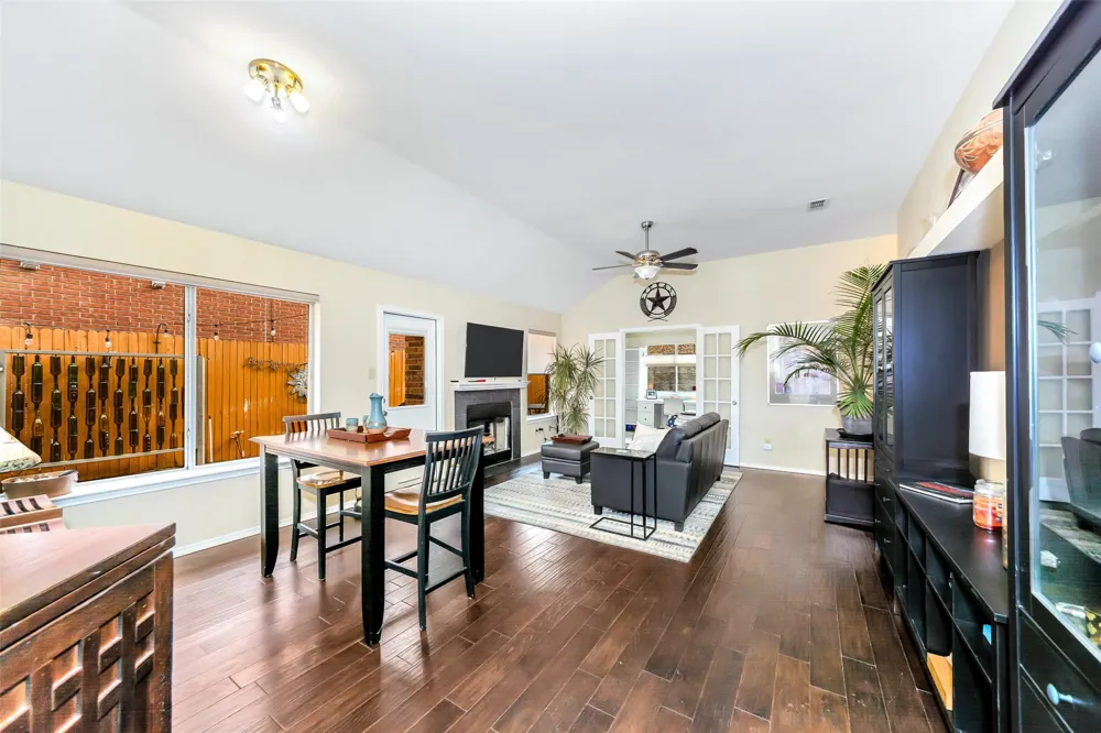 1441 Hampton Road Grapevine, TX 76051