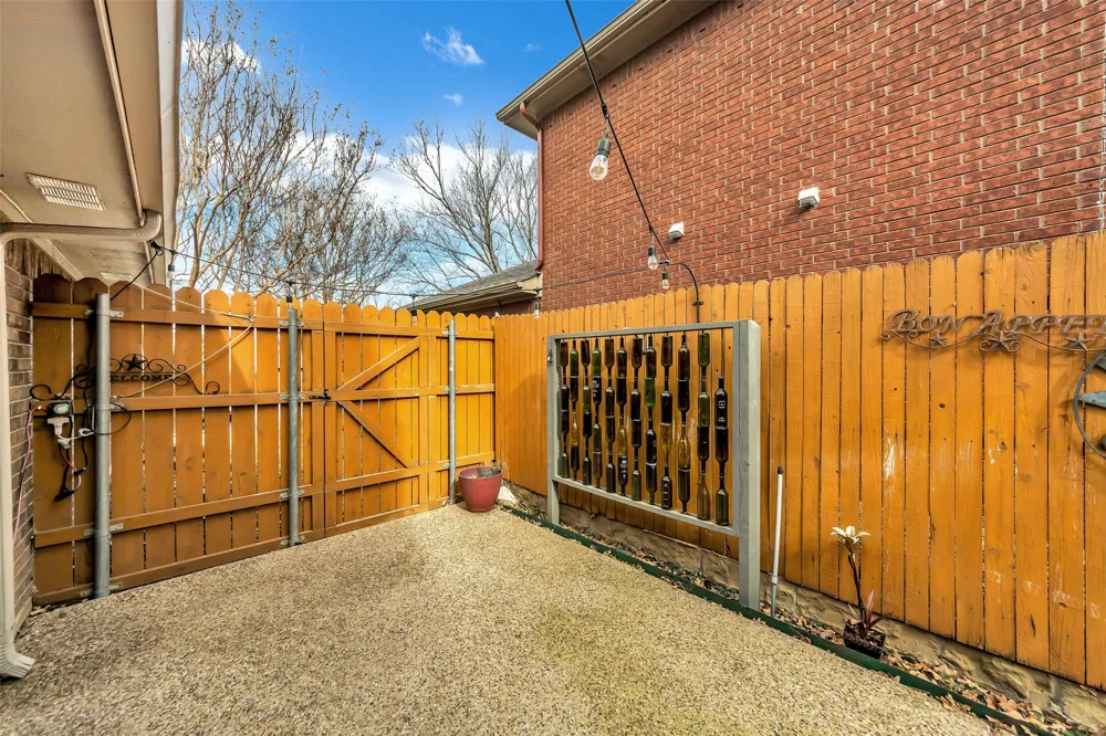 1441 Hampton Road Grapevine, TX 76051