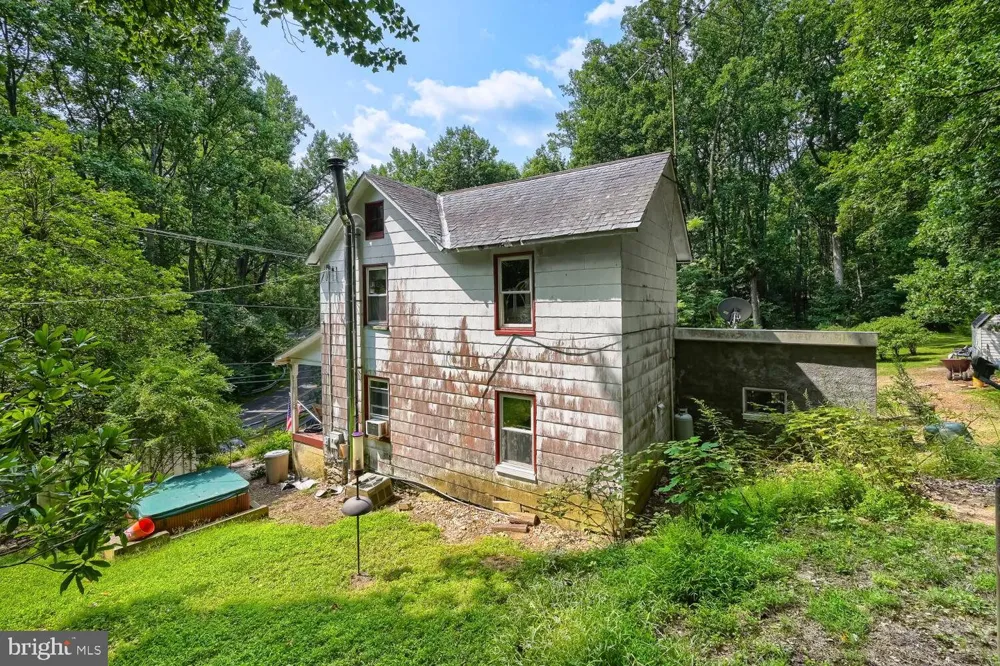 1834 DEEP RUN ROAD Whiteford, MD 21160