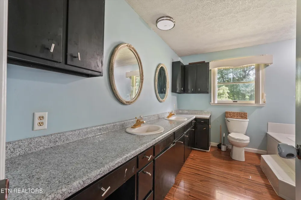 1696 Clouds Rd New Tazewell, TN 37825