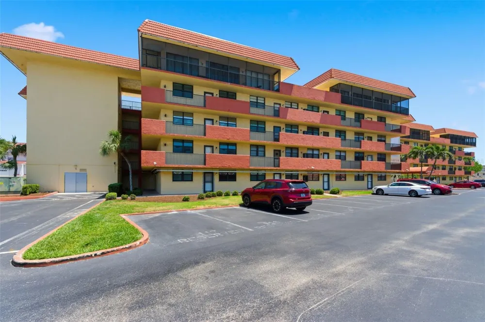 19701 GULF BOULEVARD #417 Indian Shores, FL 33785