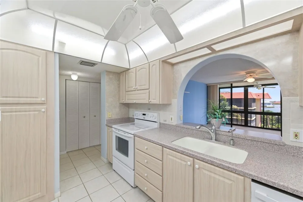 19701 GULF BOULEVARD #417 Indian Shores, FL 33785
