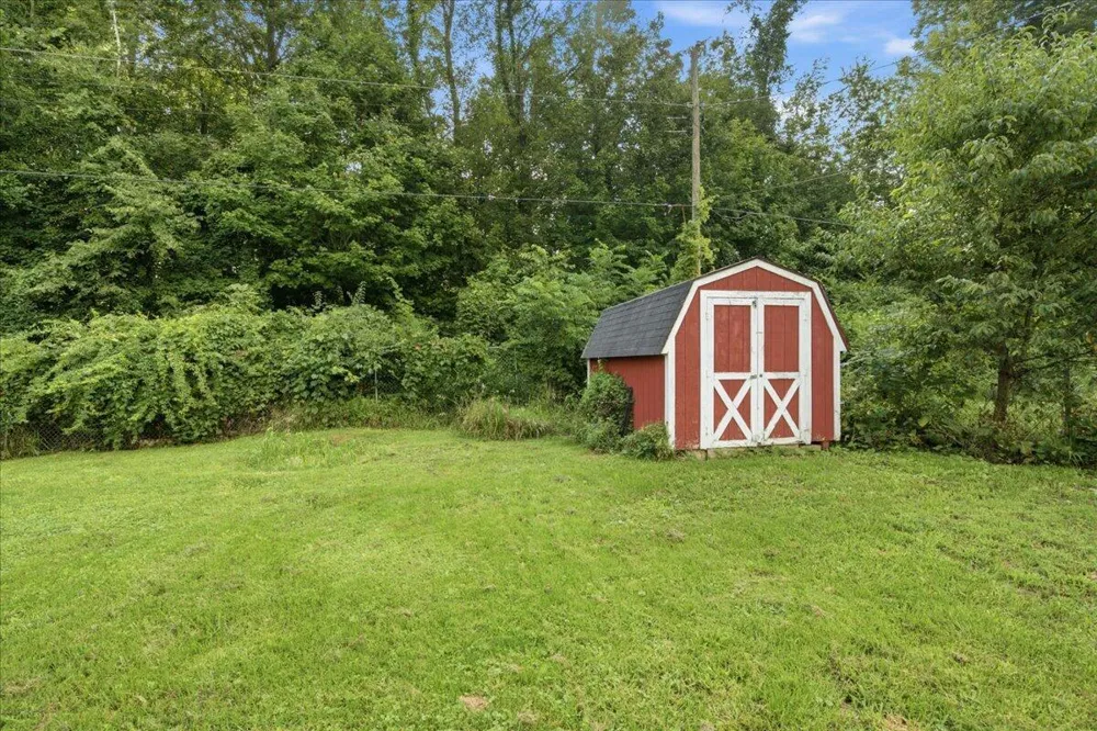 9129 3rd Street Oronoko Charter Township, MI 49103