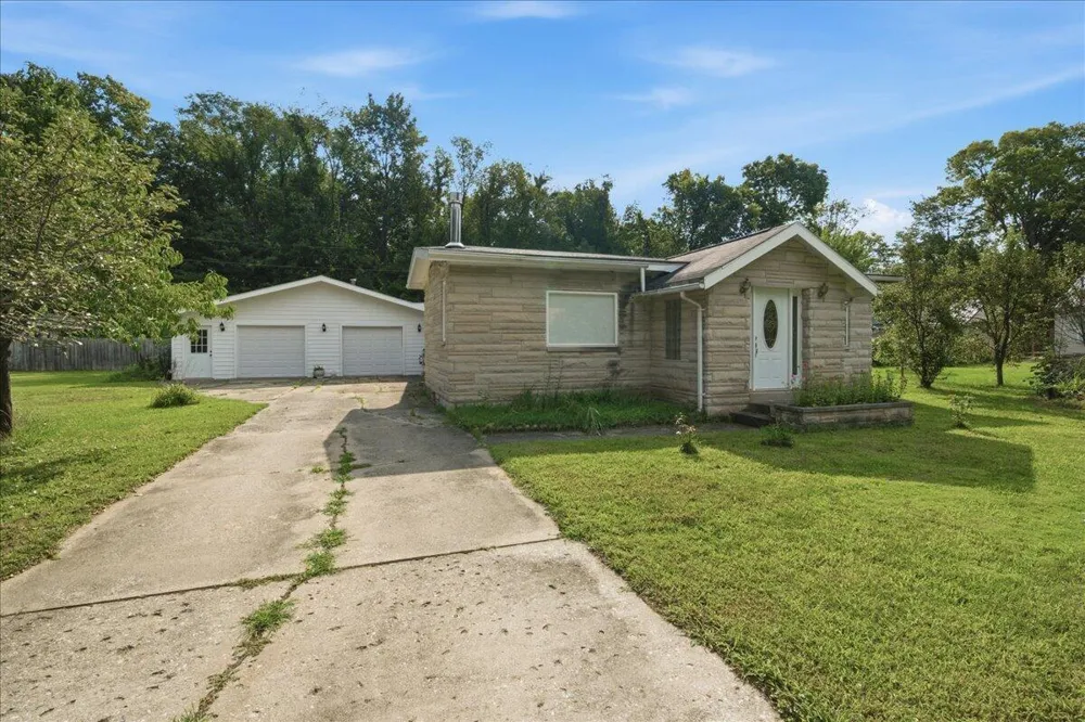 9129 3rd Street Oronoko Charter Township, MI 49103