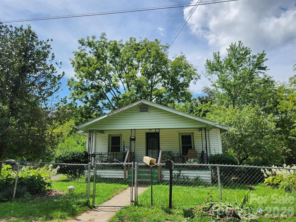 198 Fayetteville Street Asheville, NC 28806