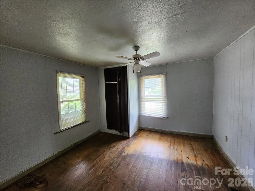 198 Fayetteville Street Asheville, NC 28806