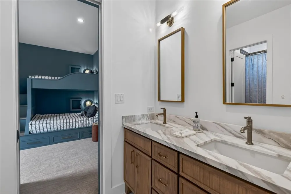 1141 Beacon Shore Road Kemp, TX 75143