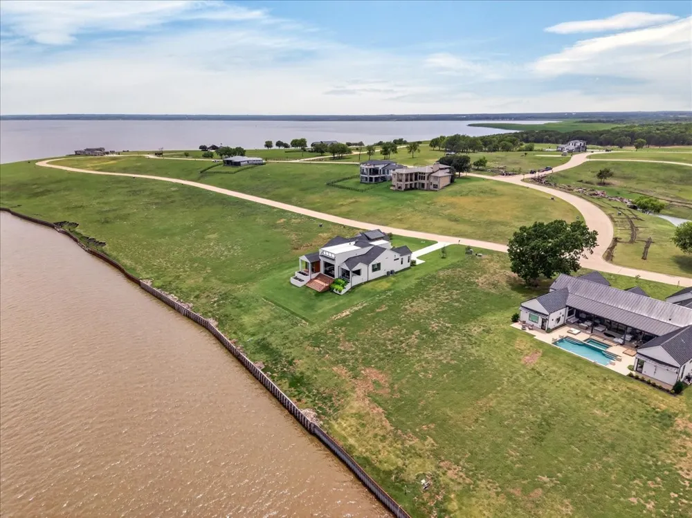 1141 Beacon Shore Road Kemp, TX 75143