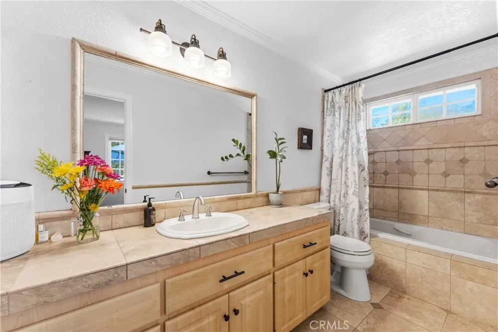 30995 Via Norte Temecula, CA 92591