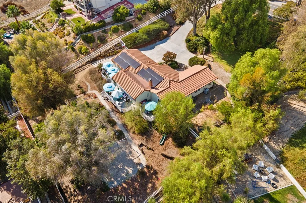 30995 Via Norte Temecula, CA 92591