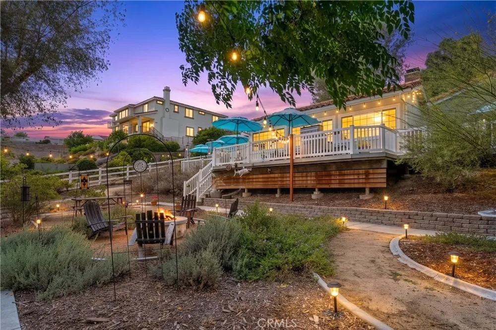 30995 Via Norte Temecula, CA 92591