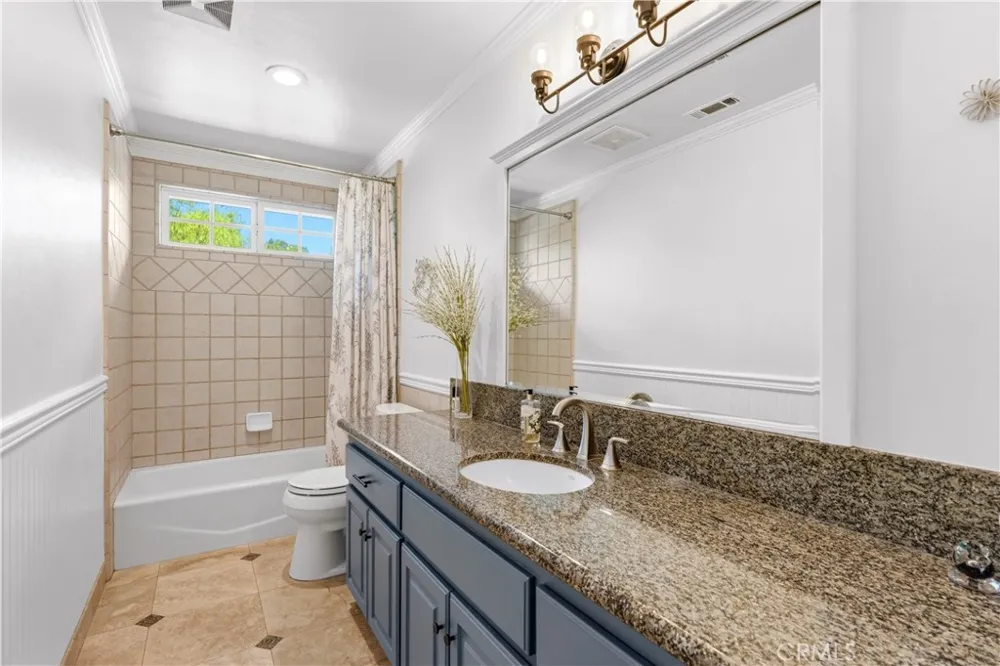 30995 Via Norte Temecula, CA 92591