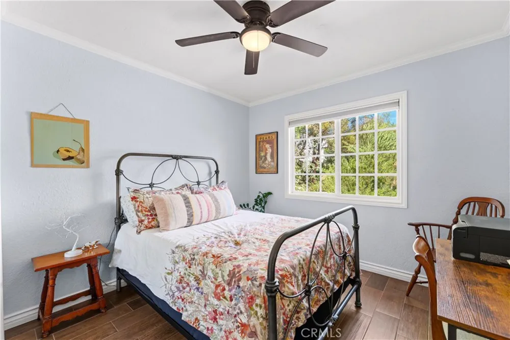 30995 Via Norte Temecula, CA 92591