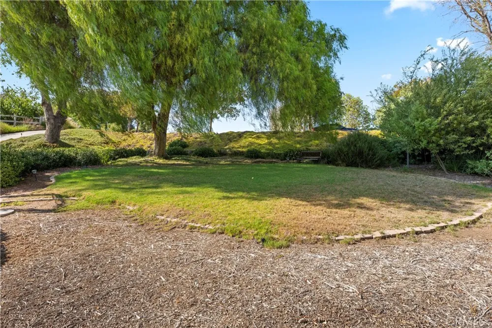 30995 Via Norte Temecula, CA 92591