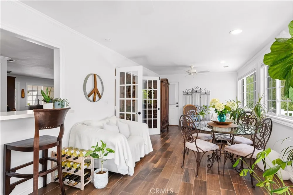 30995 Via Norte Temecula, CA 92591