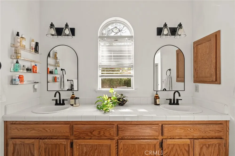 1918 Potter Chico, CA 95928