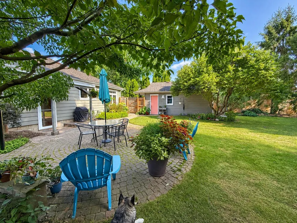 937 Farrell Avenue Kalamazoo, MI 49006