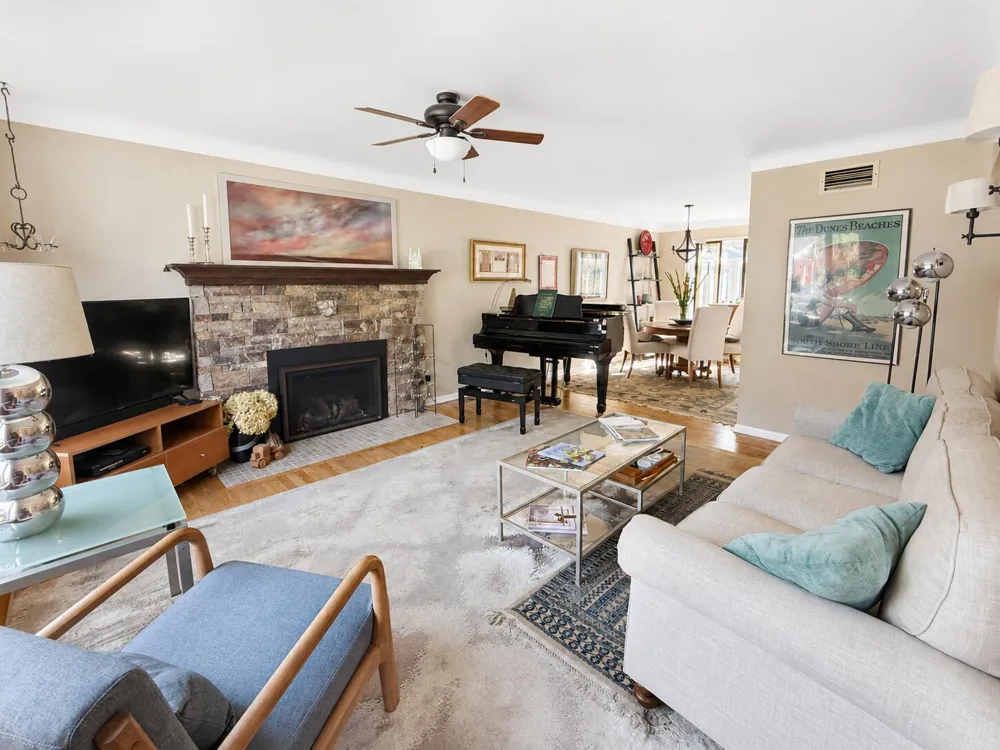 937 Farrell Avenue Kalamazoo, MI 49006