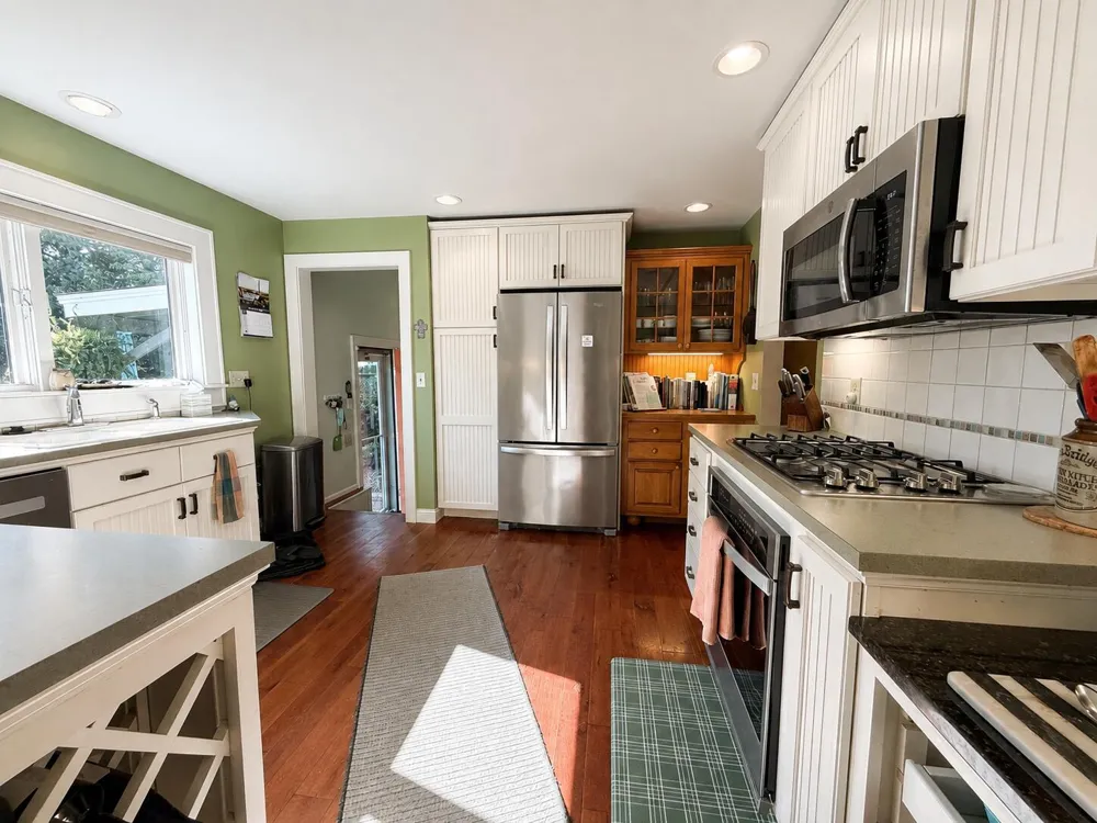 937 Farrell Avenue Kalamazoo, MI 49006