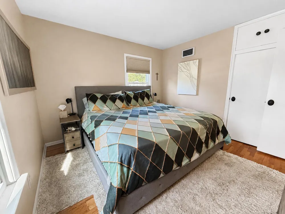 937 Farrell Avenue Kalamazoo, MI 49006