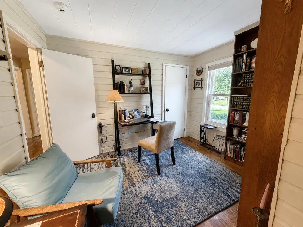 937 Farrell Avenue Kalamazoo, MI 49006
