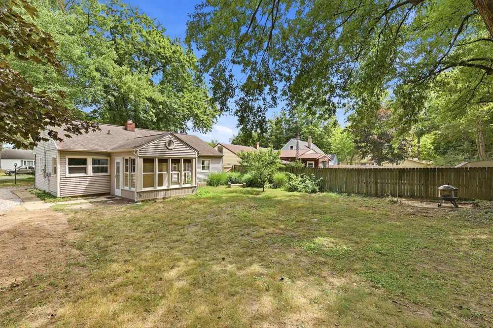 627 Clearview Street Kalamazoo, MI 49048
