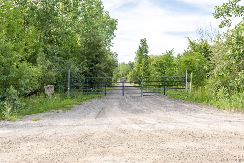 35191 31 Mile Road Lenox Township, MI 48050