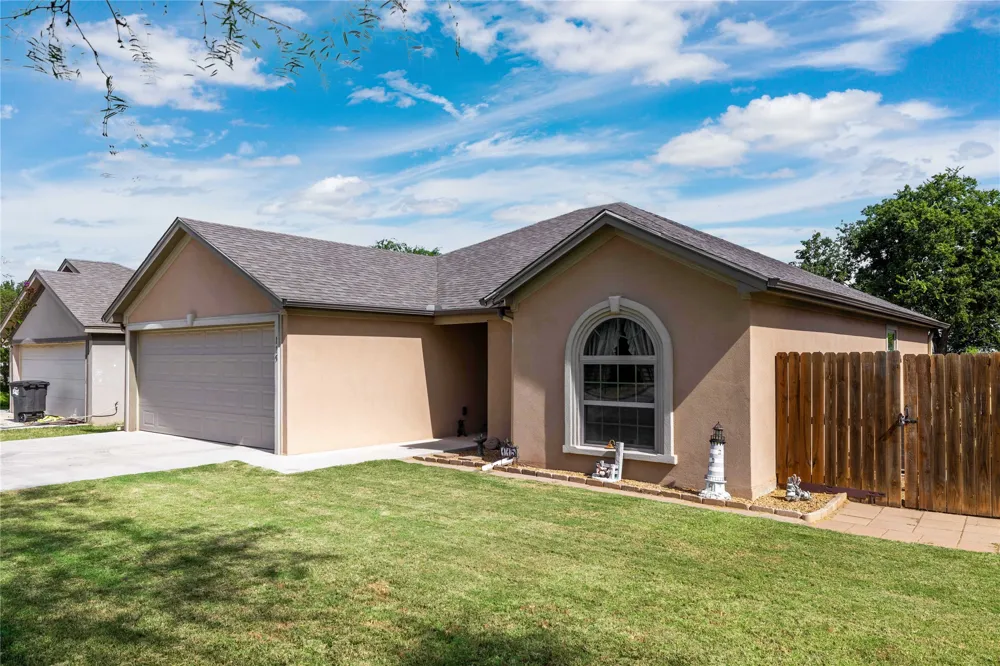 115 Bluebonnet Drive Early, TX 76802