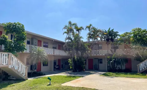 200 E Ocean Avenue #10