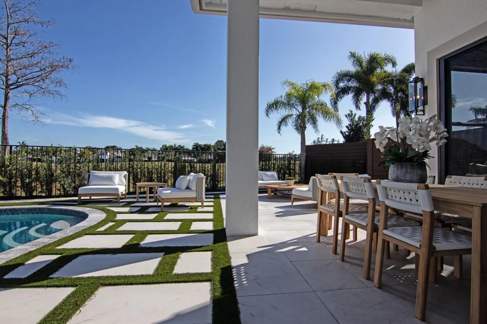 2570 Players Court Wellington, FL 33414