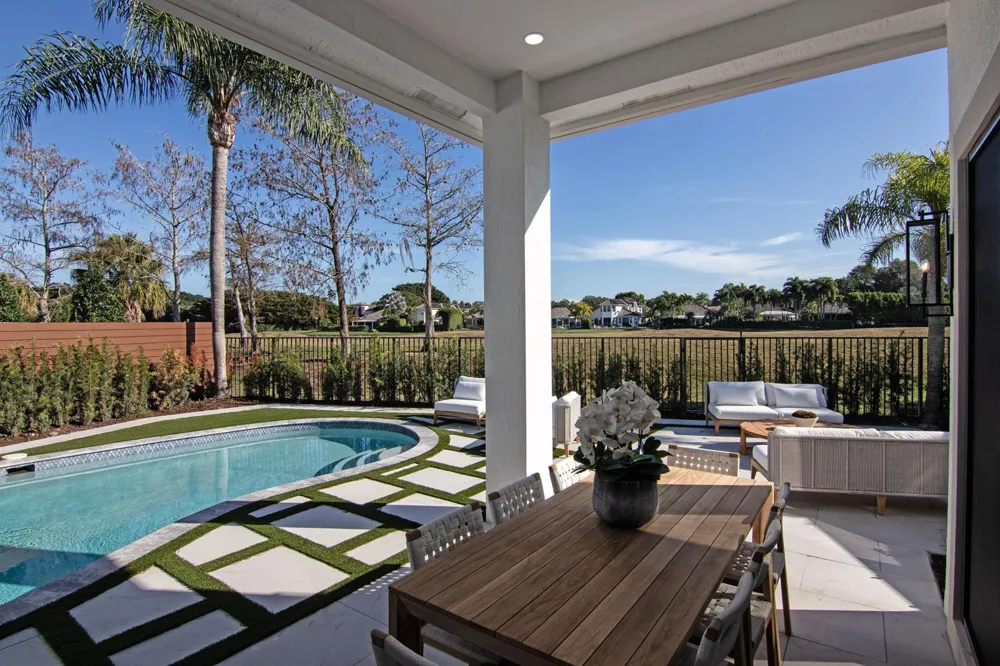 2570 Players Court Wellington, FL 33414