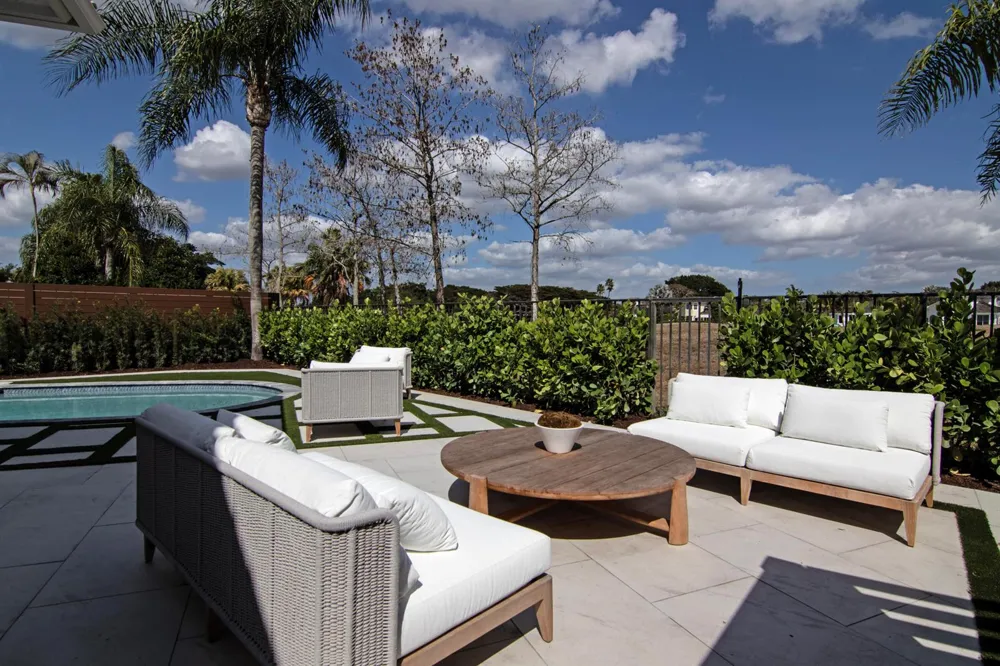 2570 Players Court Wellington, FL 33414