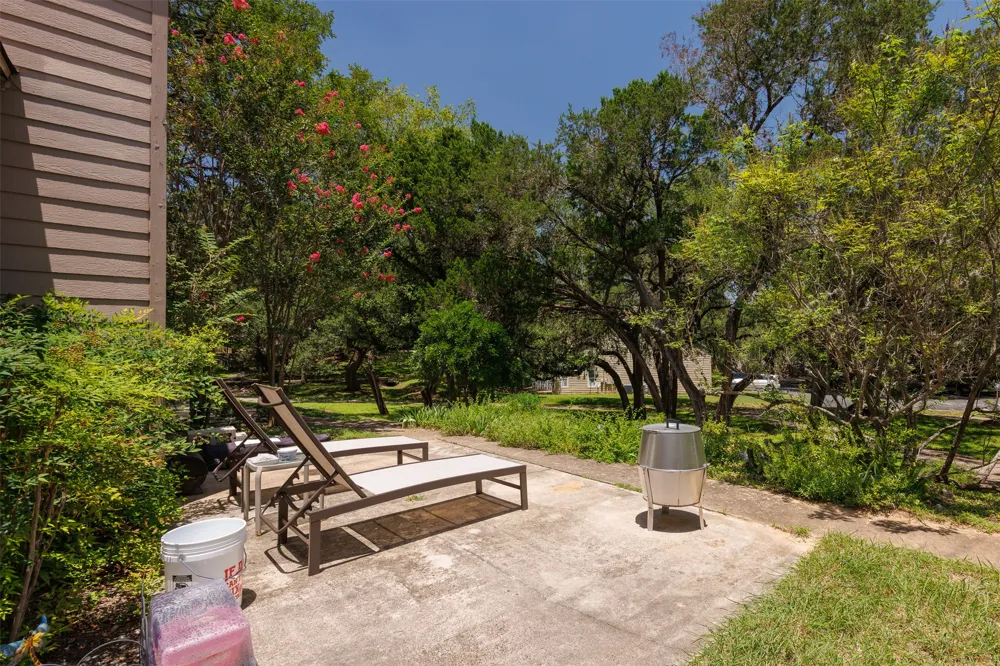 4 Townhouse Circle Wimberley, TX 78676
