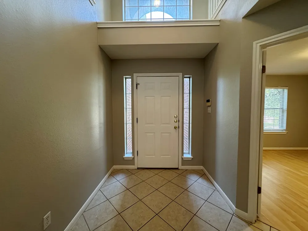 5305 Tamango Way Austin, TX 78749
