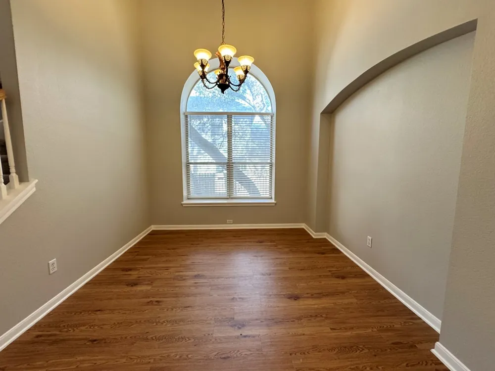 5305 Tamango Way Austin, TX 78749