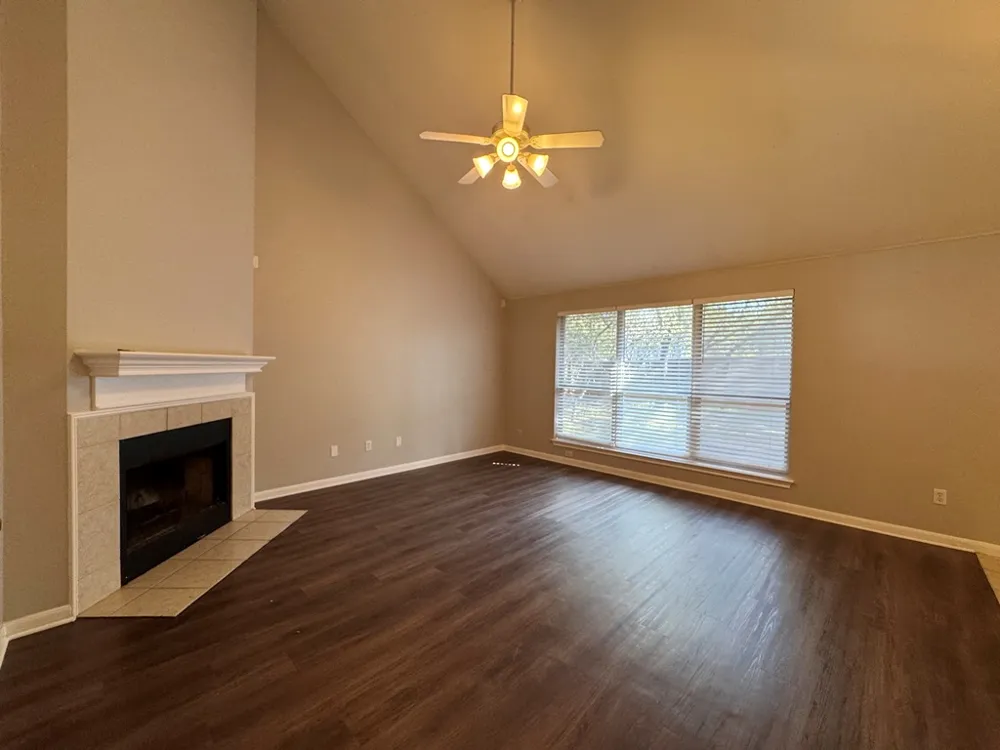 5305 Tamango Way Austin, TX 78749