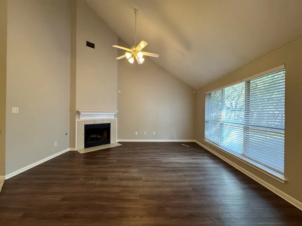 5305 Tamango Way Austin, TX 78749