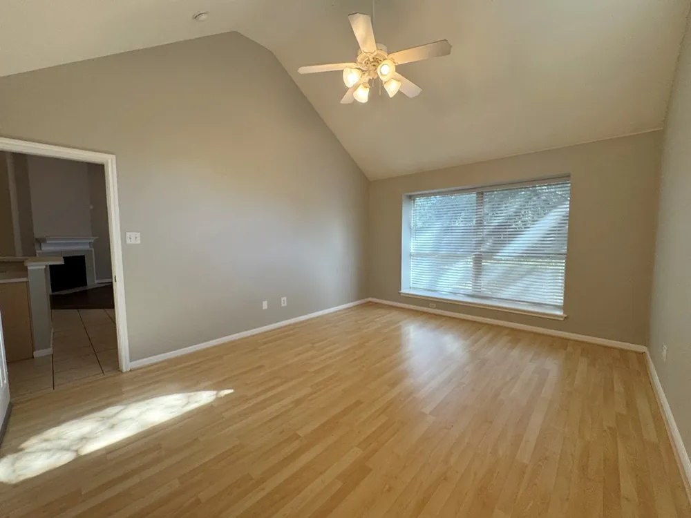 5305 Tamango Way Austin, TX 78749