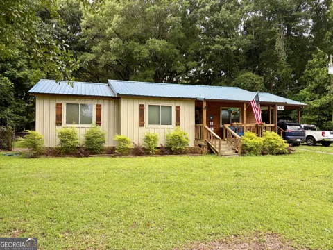 323 Giles RD