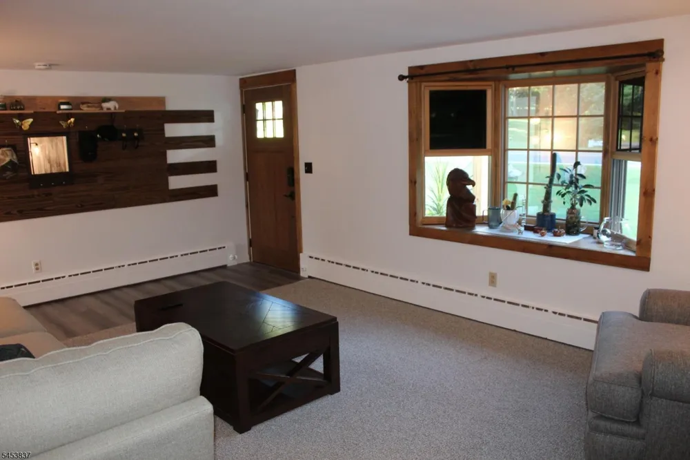 4435 Rudetown Rd Hardyston, NJ 07419