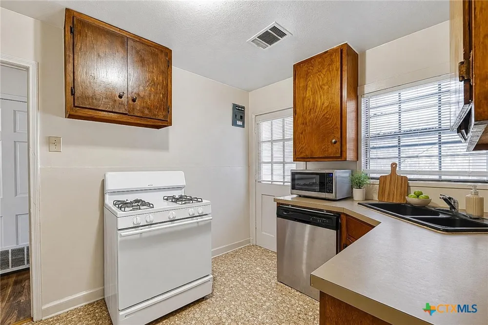 810 8th Street Temple, TX 76501
