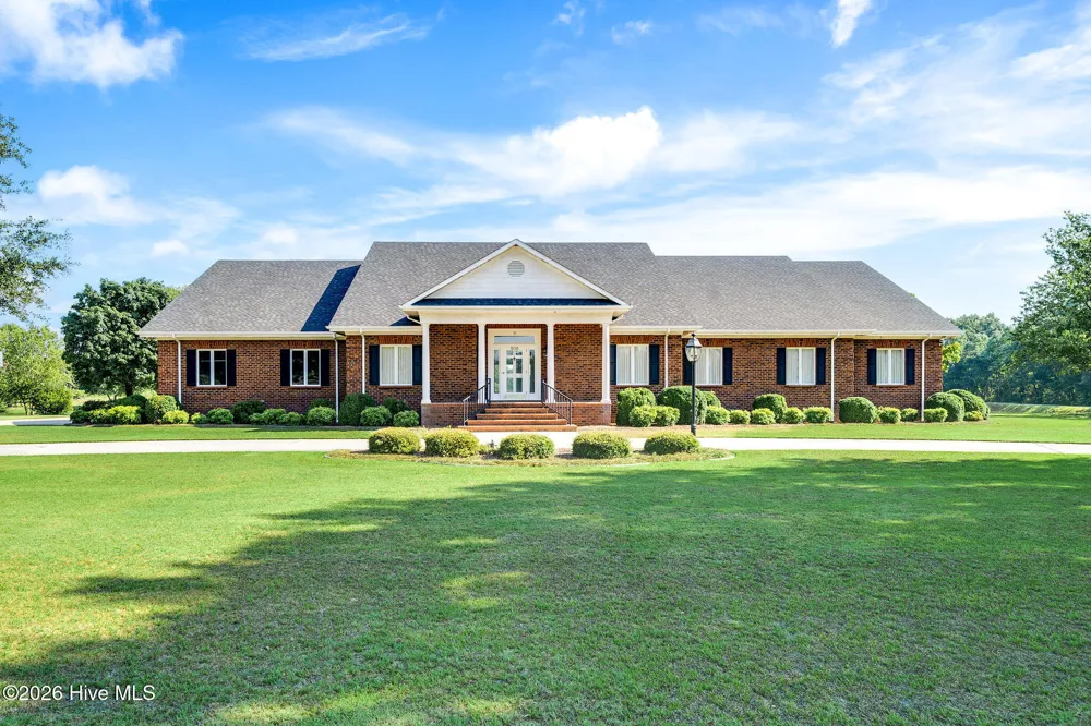 506 Lake Shore Drive Warsaw, NC 28398