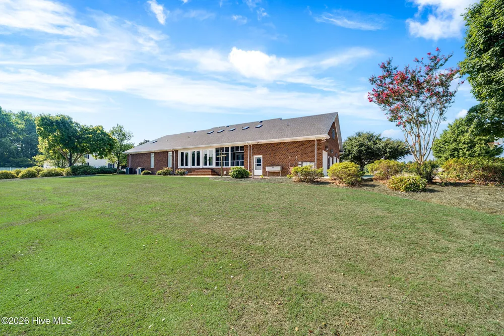 506 Lake Shore Drive Warsaw, NC 28398